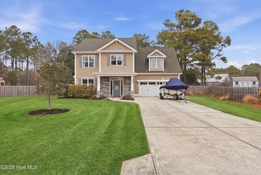 Photo of 38 Pin Oak Court, Hampstead, NC 28443 (MLS # 100554084)