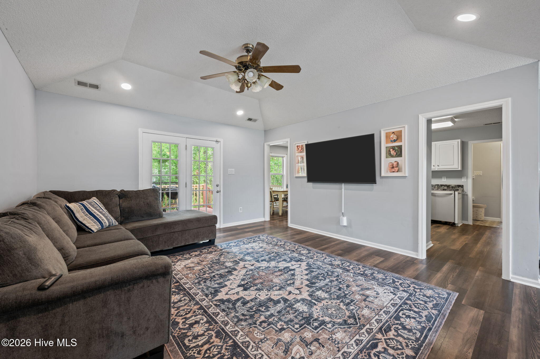 619 Fox Ridge Court