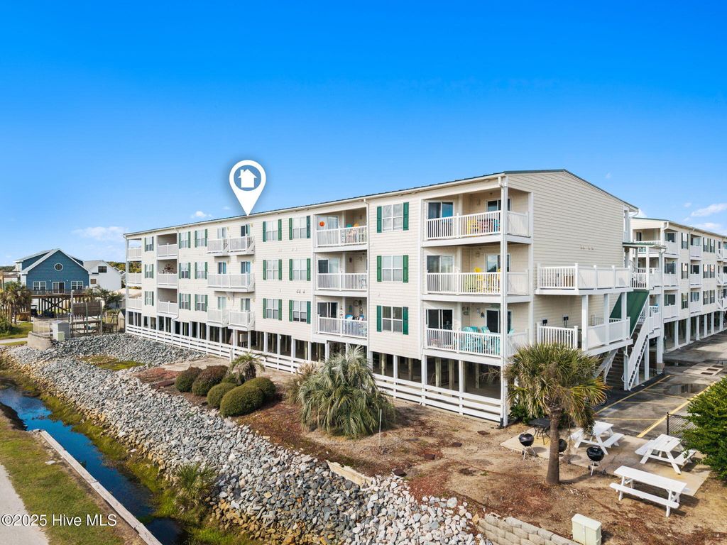 Photo of 105 SE 58th Street #Apt 1303, Oak Island, NC 28465 (MLS # 100539648)