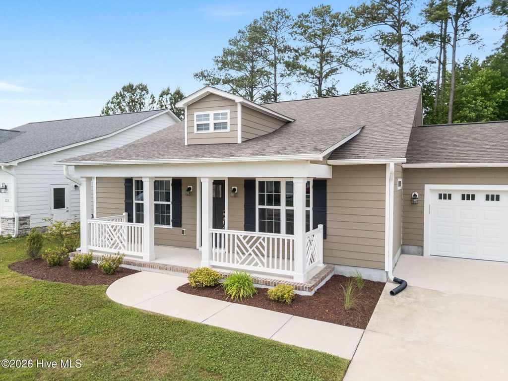 Photo of 123 Grantham Place, New Bern, NC 28560 (MLS # 100576179)