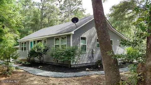Homes For Sale - 227 Colonial Beach Road<br/> Currituck County, Jarvisburg, NC 27947