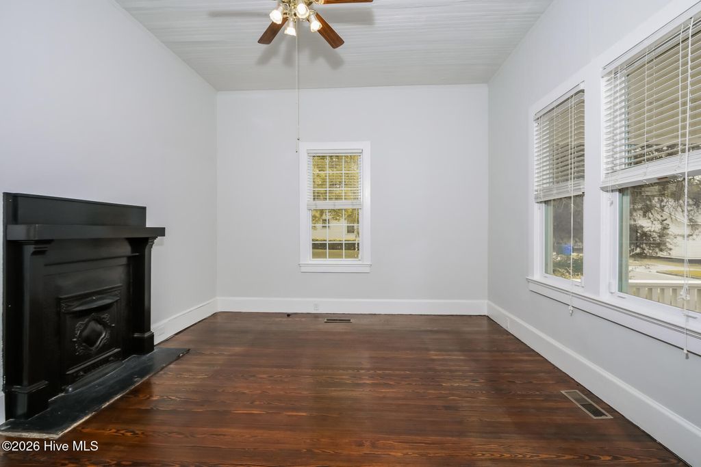 Photo of 208 E Capitola Avenue, Kinston, NC 28501 (MLS # 100574443)