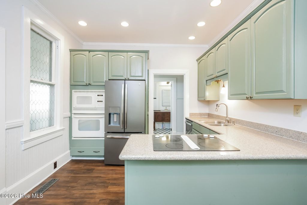Photo of 208 E Capitola Avenue, Kinston, NC 28501 (MLS # 100574443)