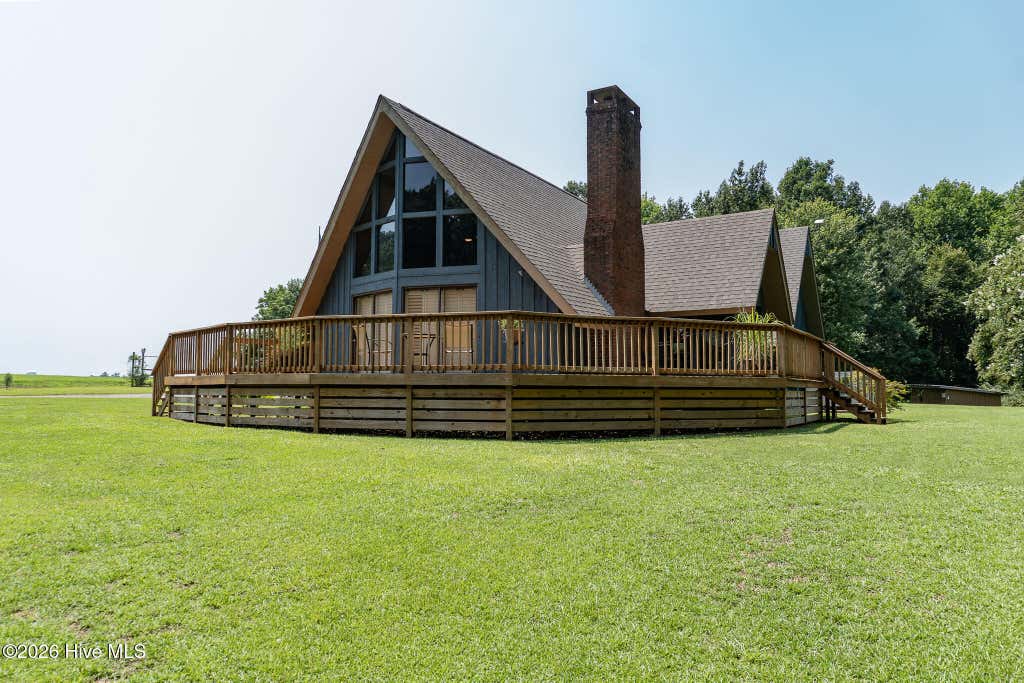 Photo of 425 Blackmore Road, Warsaw, NC 28398 (MLS # 100598529)