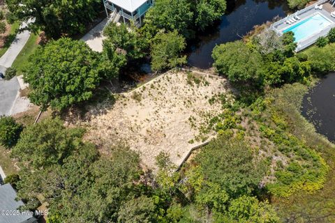 Vacant Land For Sale - 302 Friendship Court<br/> Emerald Isle, NC 28594