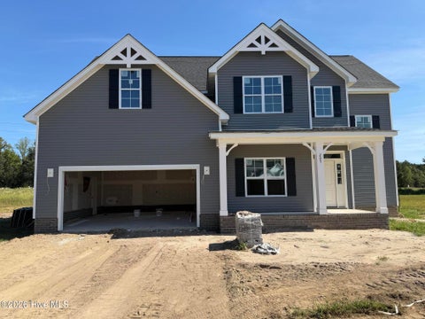 Homes For Sale - 205 Shortleaf Drive<br/> Grimesland, NC 27837