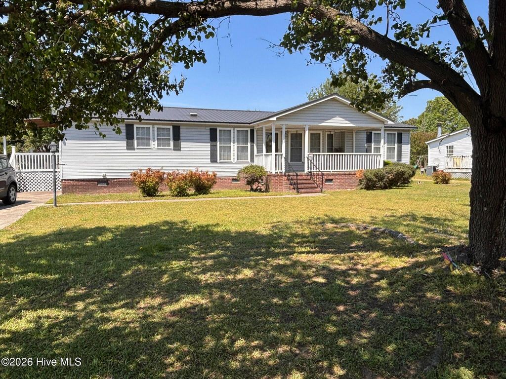 Photo of 113 Valleyview Drive, Goldsboro, NC 27534 (MLS # 100567526)