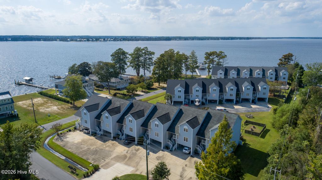 Photo of 352 Edgewater Road, Washington, NC 27889 (MLS # 100567332)