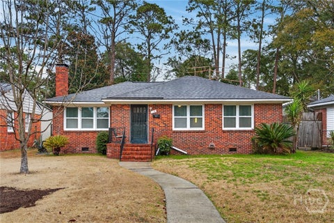 Homes For Sale - 116 E 66th Street<br/> Chatham County, Savannah, GA 31405
