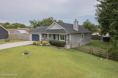 Photo of 303 Mertz Court, Hubert, NC 28539 (MLS # 100591271)