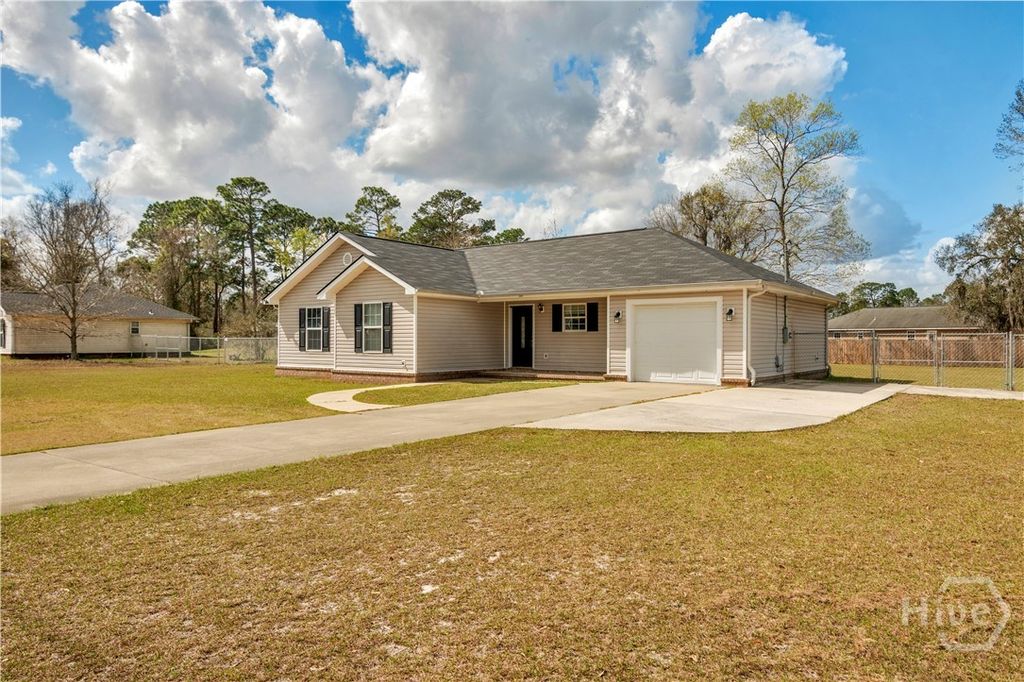 Photo of 3573 SE Arnall Drive, Allenhurst, GA 31301 (MLS # SA351022)