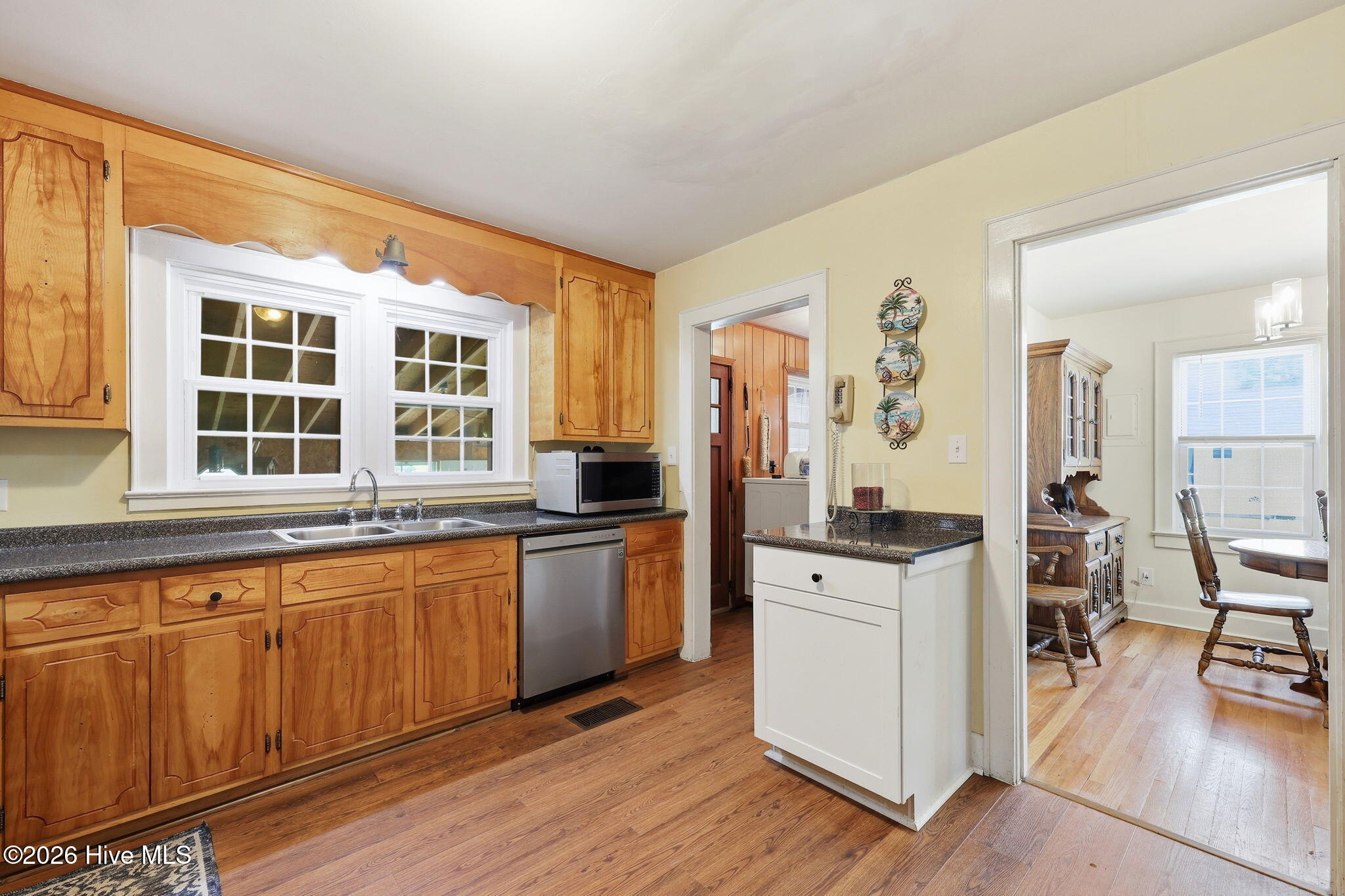 534 Gillikin Road