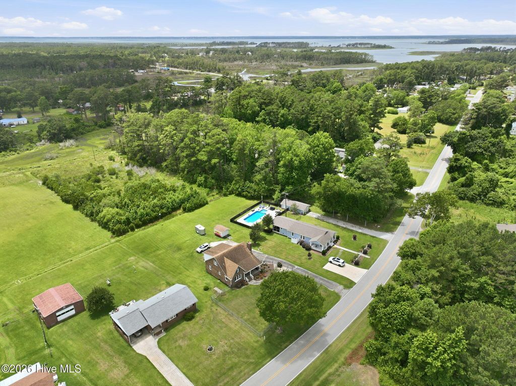 Photo of 534 Gillikin Road, Beaufort, NC 28516 (MLS # 100584069)
