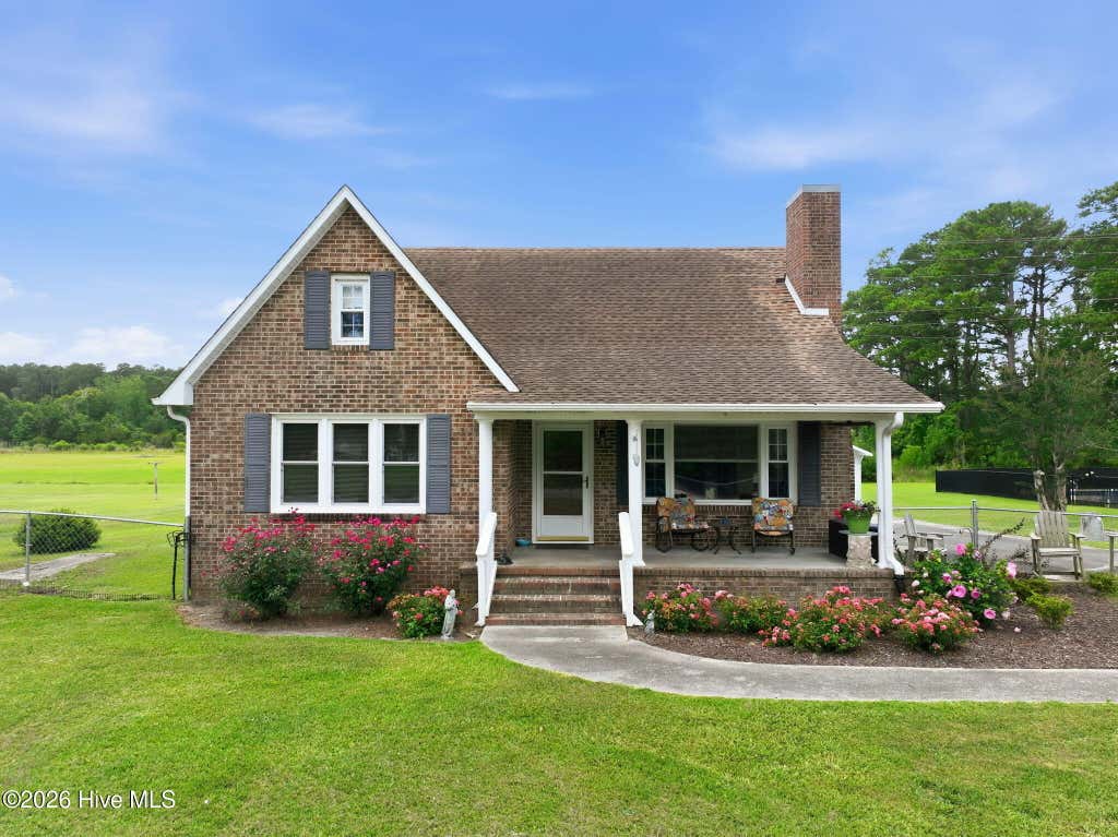 Photo of 534 Gillikin Road, Beaufort, NC 28516 (MLS # 100584069)