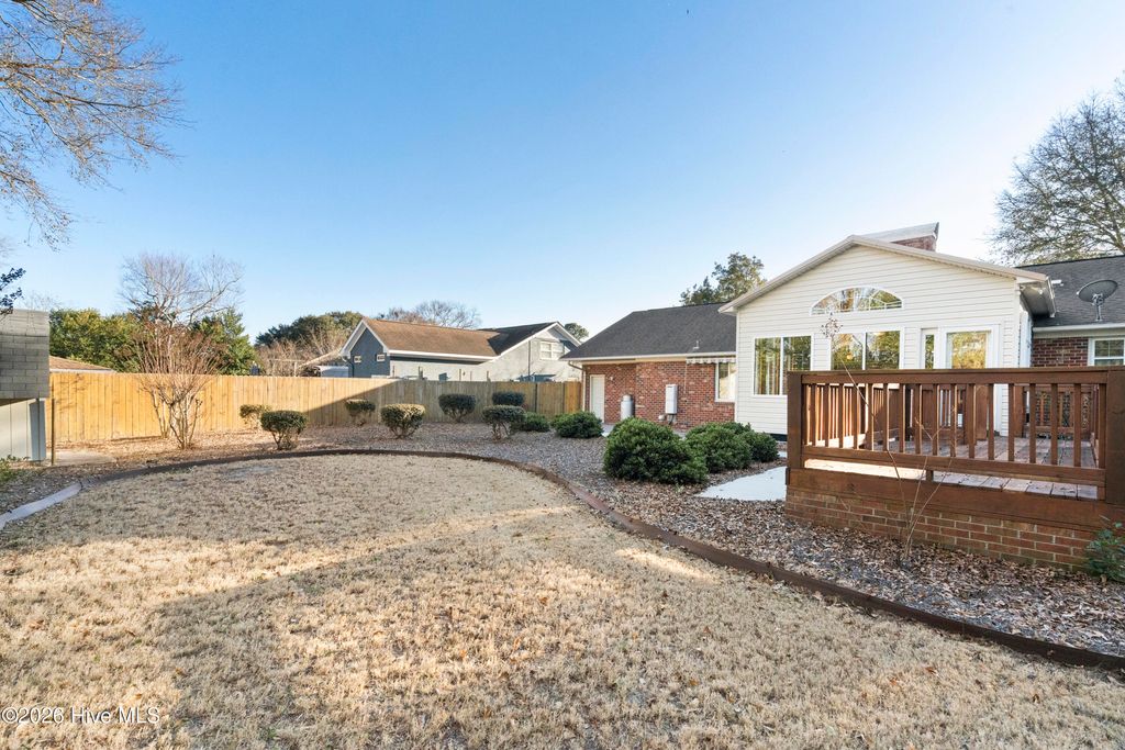 Photo of 337 Semmes Drive, Wilmington, NC 28412 (MLS # 100549887)