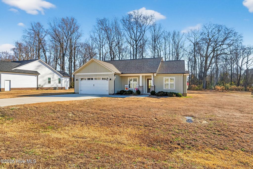 Photo of 102 Hawk Place, Goldsboro, NC 27530 (MLS # 100550087)