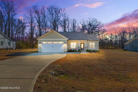 Photo of 102 Hawk Place, Goldsboro, NC 27530 (MLS # 100550087)