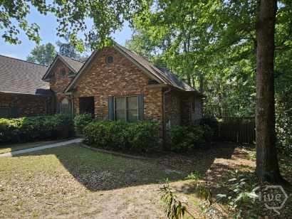 108 Lake Tomacheechee Drive