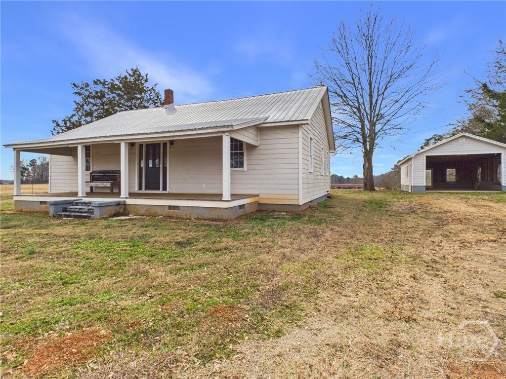 Photo of 3930 Greensboro Highway, Watkinsville, GA 30677 (MLS # CL347380)