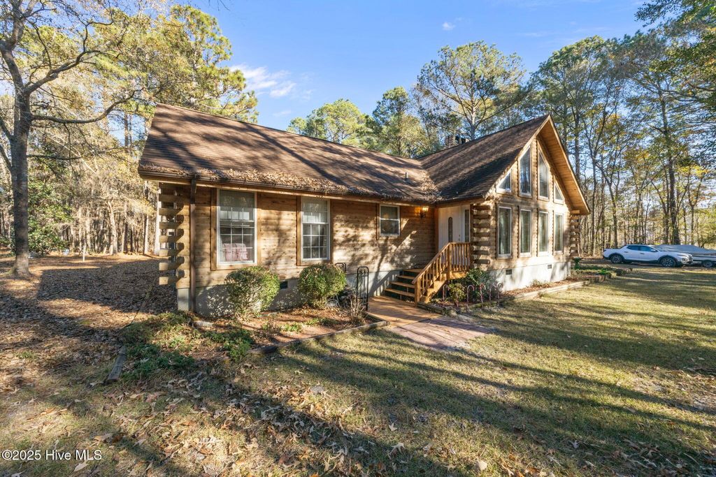 Photo of 920 Jeff Road, Arapahoe, NC 28510 (MLS # 100545871)