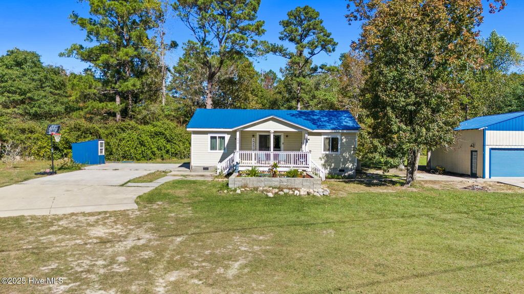 Photo of 490 Vineyard Landing SE, Bolivia, NC 28422 (MLS # 100534083)