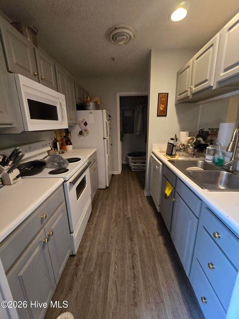 Tiny photo for 802 Bryce Court #D, Wilmington, NC 28405 (MLS # 100569420)