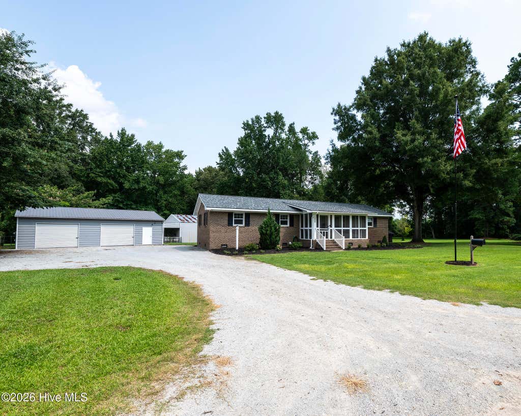 Photo of 125 Shannons Way, Vanceboro, NC 28586 (MLS # 100592061)