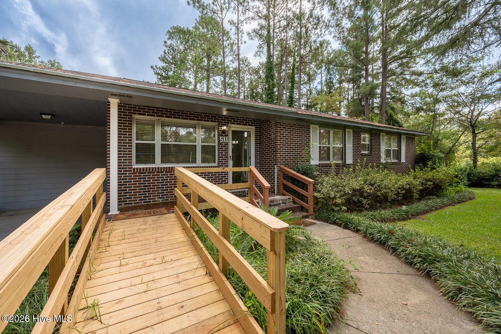 Photo of 511 W 4th Street, Waynesboro, GA 30830 (MLS # 100603187)