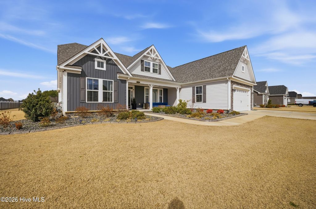 Photo of 105 Ashbee Court, Moyock, NC 27958 (MLS # 100555509)