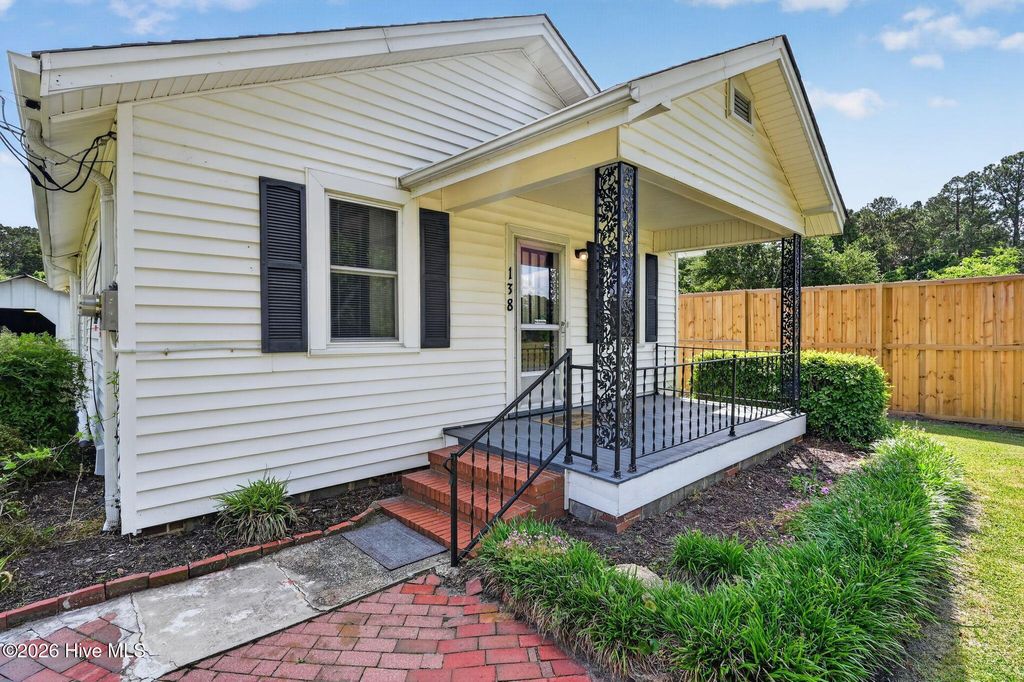Photo of 138 Victoria Drive, Wilmington, NC (MLS # 100573016)