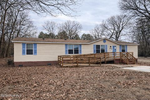 Mobile Home For Sale - 559 Halls Creek Road<br/> New Bern, NC 28560