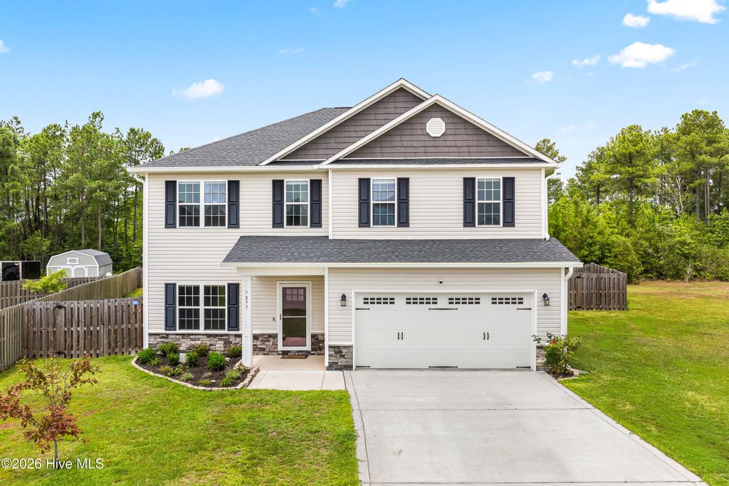 Photo of 877 Stormy Gale Lane, Sneads Ferry, NC 28460 (MLS # 100591184)