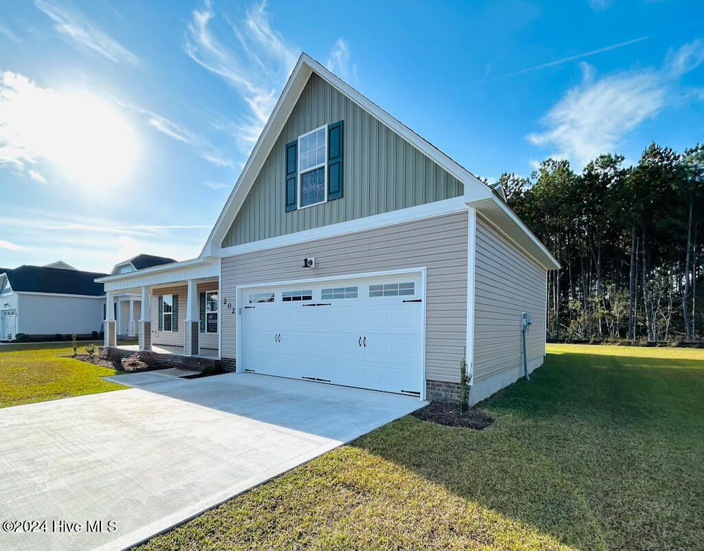 Photo of 835 Hidden Bridge Drive, Jacksonville, NC 28546 (MLS # 100563397)