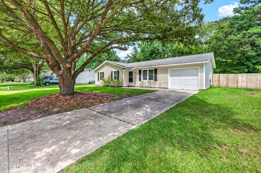 Photo of 509 Redwood Place, Jacksonville, NC 28540 (MLS # 100595756)