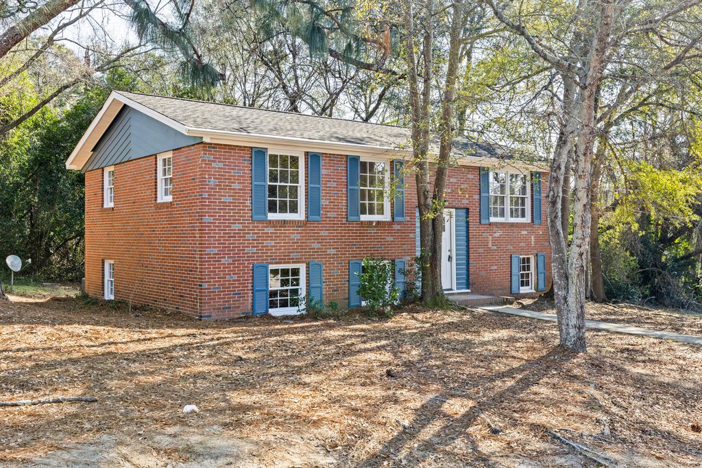 Photo of 3328 Vaucluse Road, Aiken, SC 29801 (MLS # 552039)