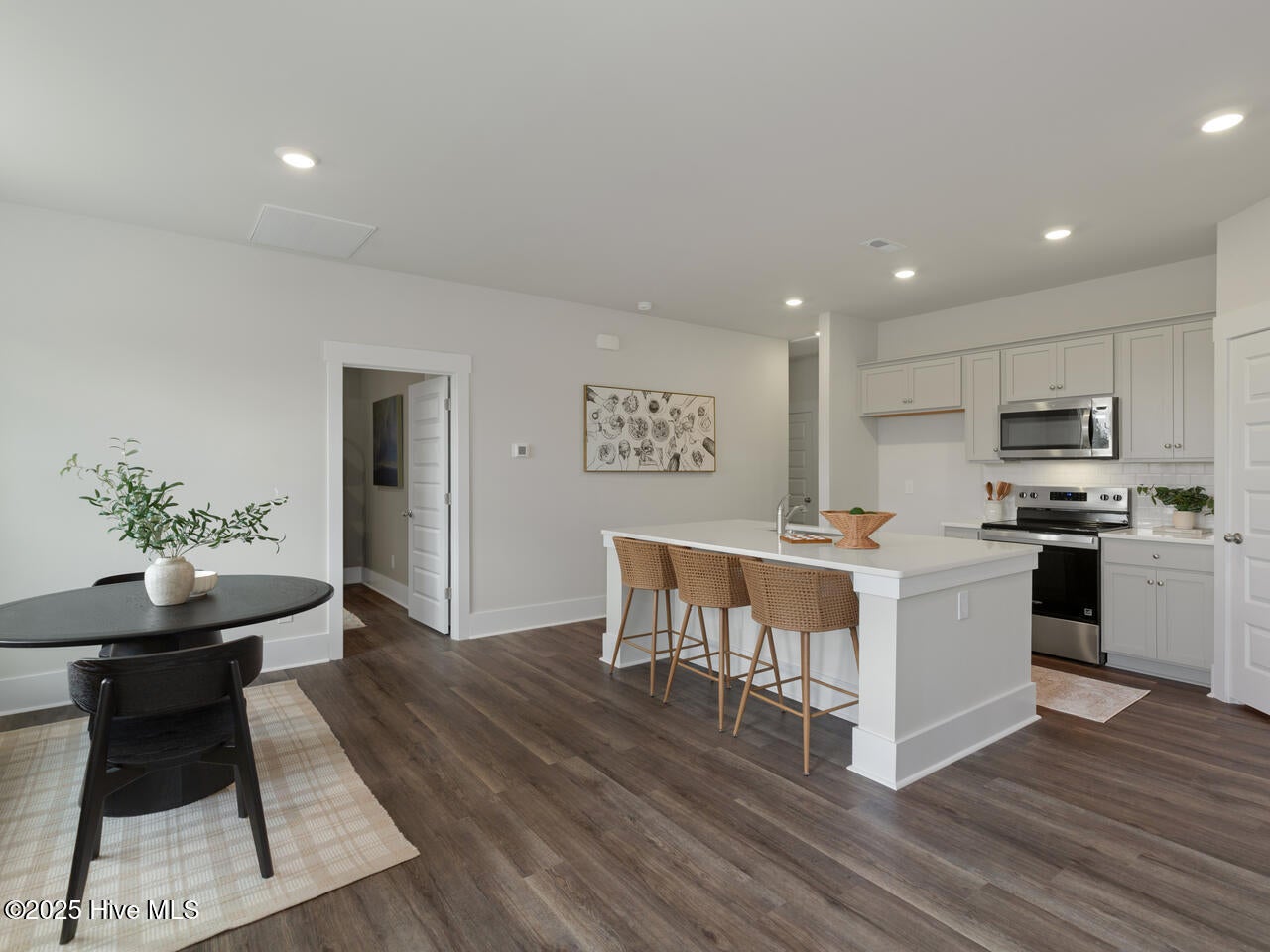 3001 Bottlebrush Drive Unit 2027