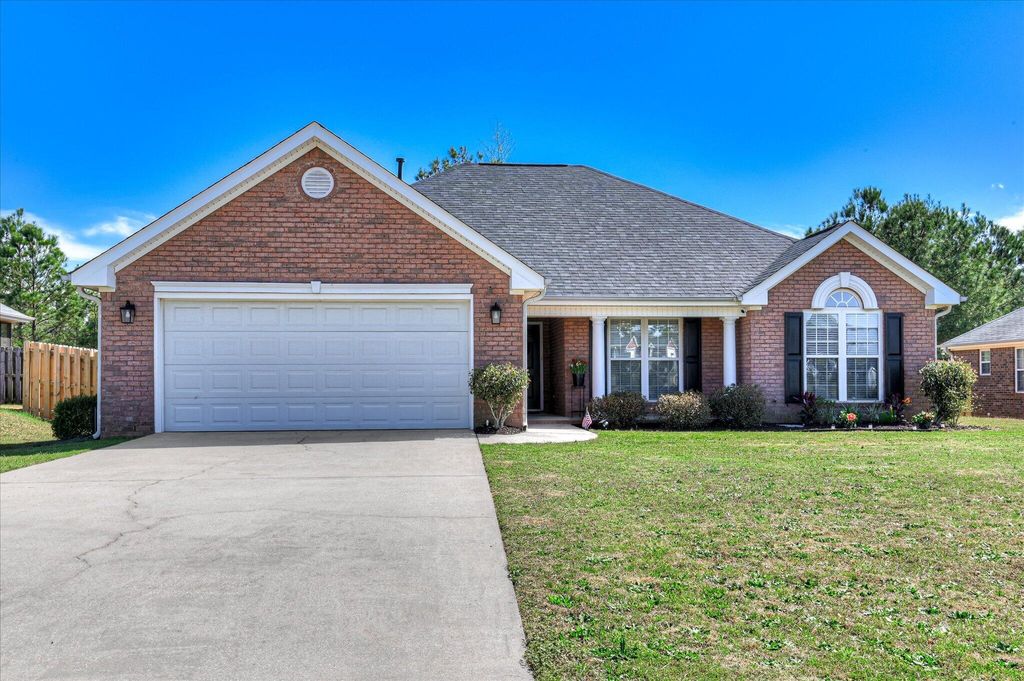 Photo of 3204 Lexington Way, Augusta, GA 30909 (MLS # 553113)