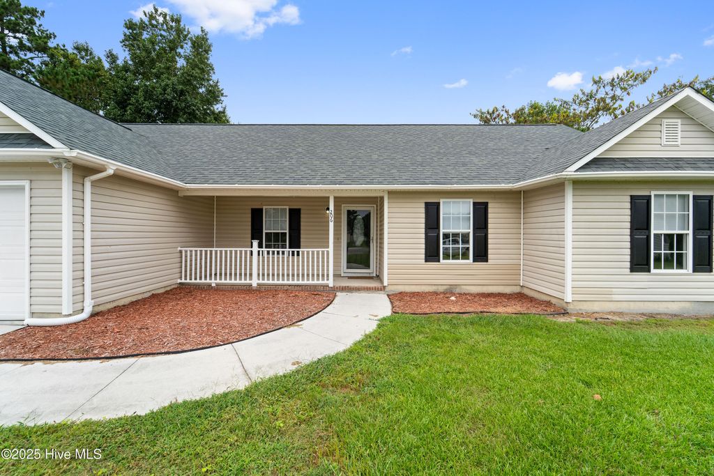 Photo of 206 N Stephanie Court, Jacksonville, NC 28540 (MLS # 100530629)