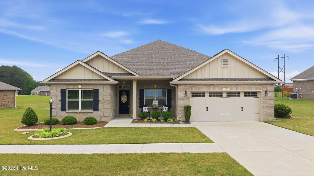 Photo of 305 S Merganser Drive, Pikeville, NC 27863 (MLS # 100573926)