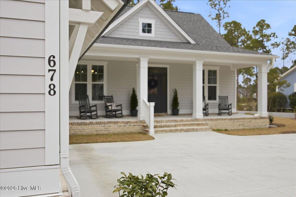 Photo of 678 Breezewood Drive SE, Bolivia, NC 28422 (MLS # 100562705)