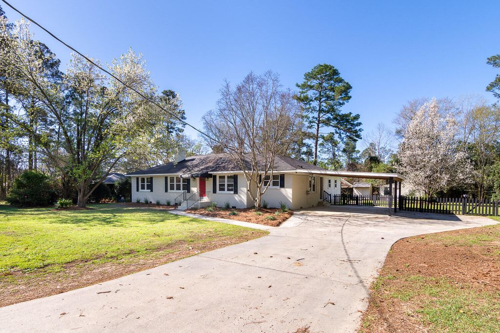 Photo of 504 Woodbine Road, Waynesboro, GA 30830 (MLS # 553480)