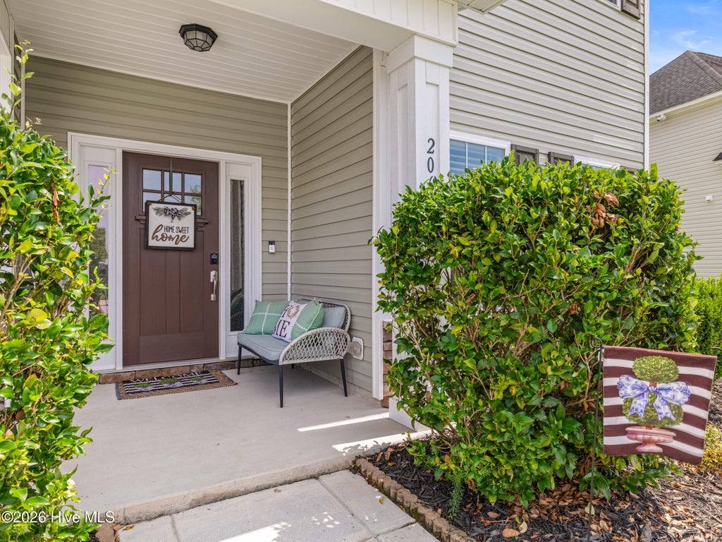 Photo of 206 Wood House Drive, Jacksonville, NC 28546 (MLS # 100589669)