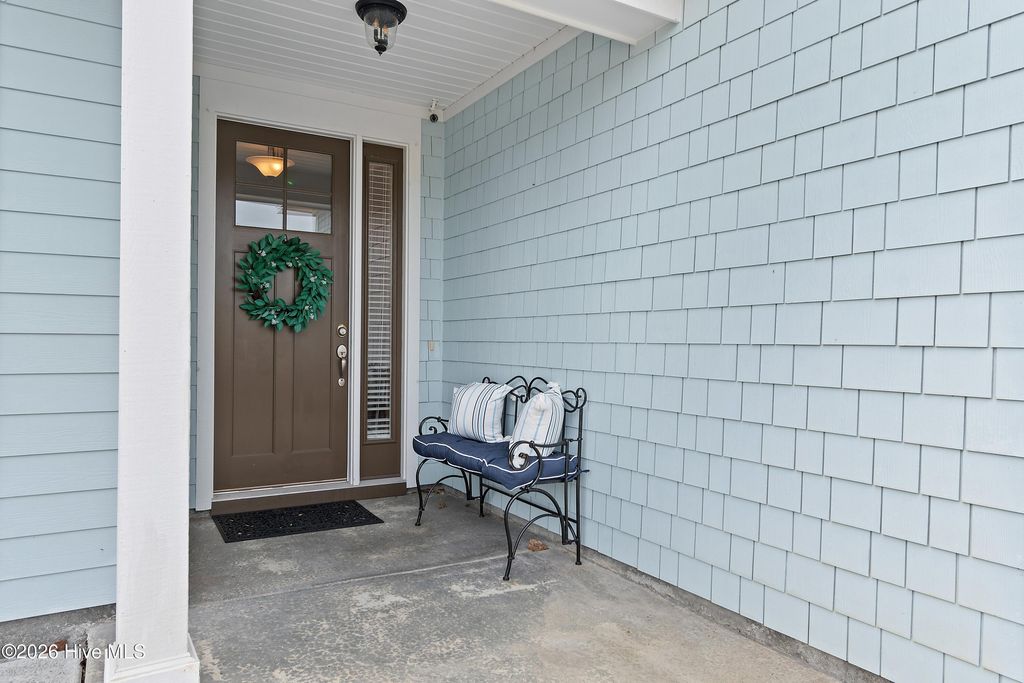 Photo of 3227 Bay Winds Drive, Southport, NC 28461 (MLS # 100549394)