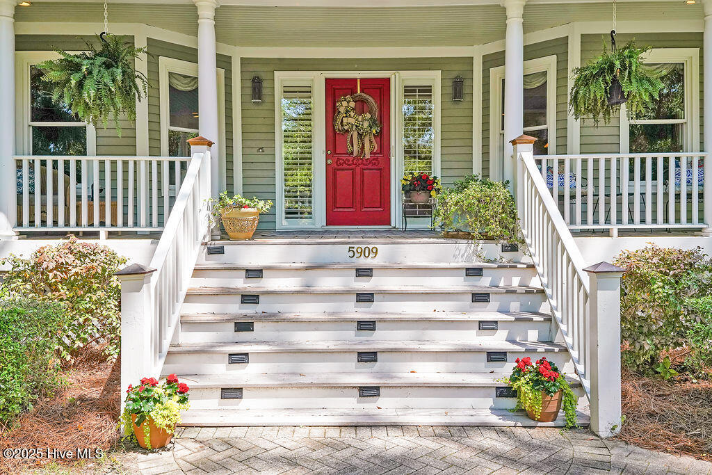 5909 Dutchman Creek Road