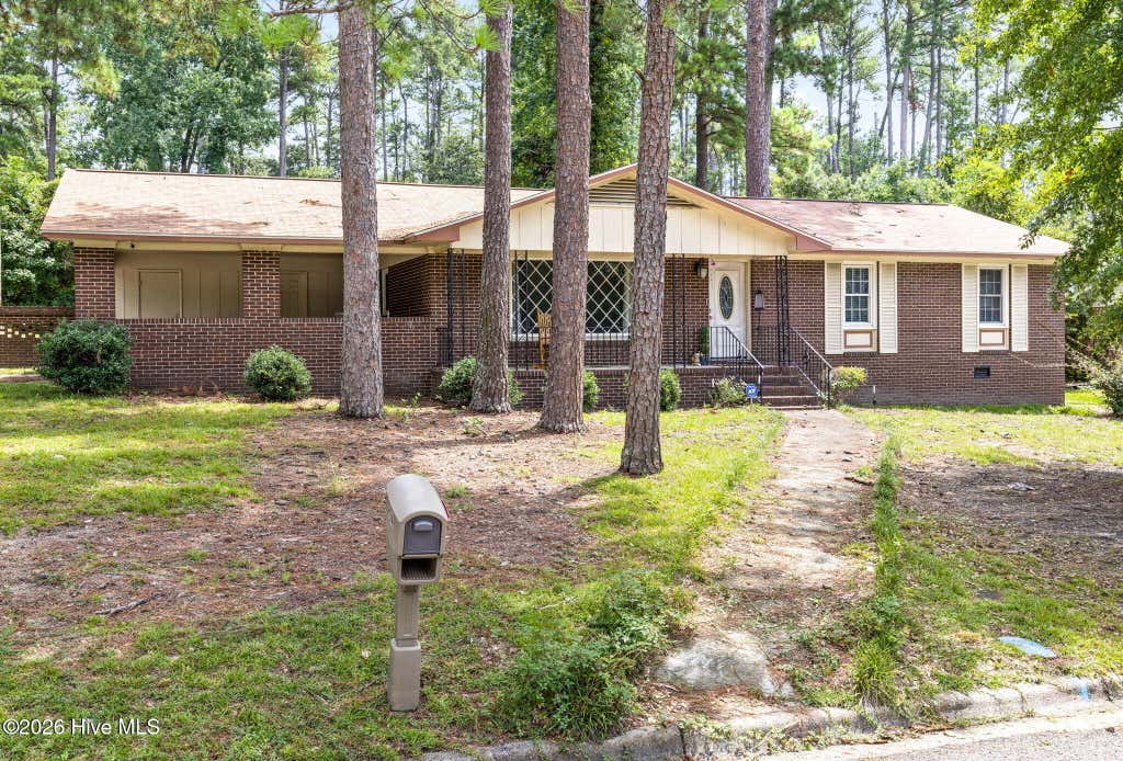Photo of 1904 Valley Spring Road, Augusta, GA 30909 (MLS # 100595100)