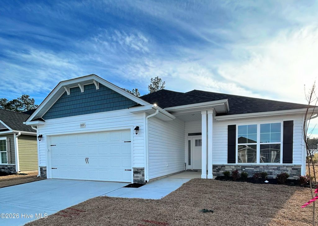 Photo of 1022 Midnight Bourbon Manor, New Bern, NC 28562 (MLS # 100563601)