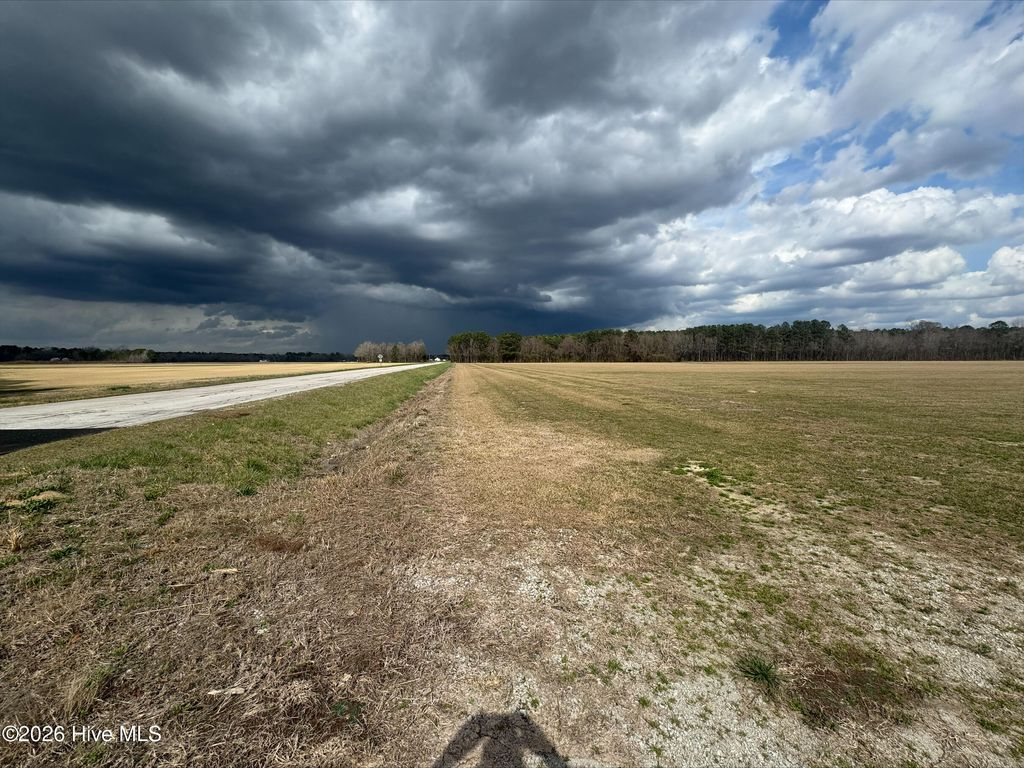 Photo of 7 Sim Dawson Road, New Bern, NC 28562 (MLS # 100559161)