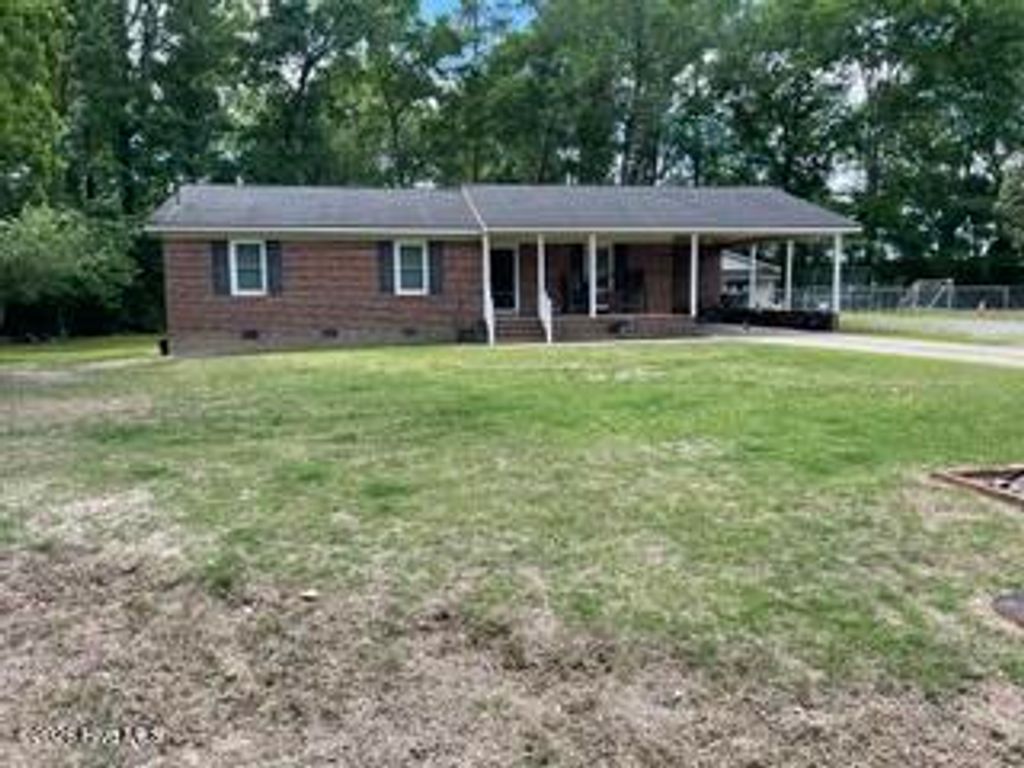Photo of 112 Spring Street, Goldsboro, NC 27530 (MLS # 100574001)