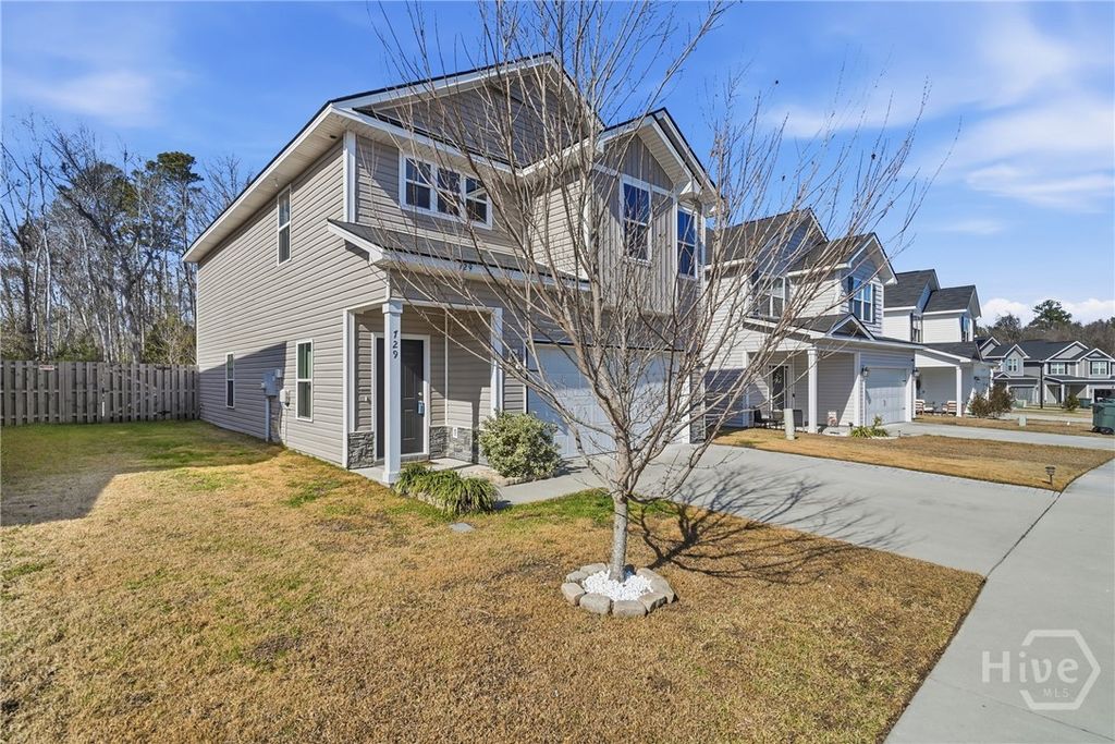 Photo of 729 Fairview Circle, Hinesville, GA 31313 (MLS # SA347935)