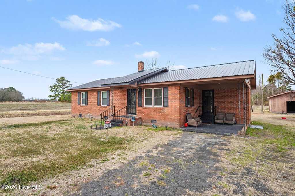 Photo of 170 Flowers Road, Mount Olive, NC 28365 (MLS # 100555720)